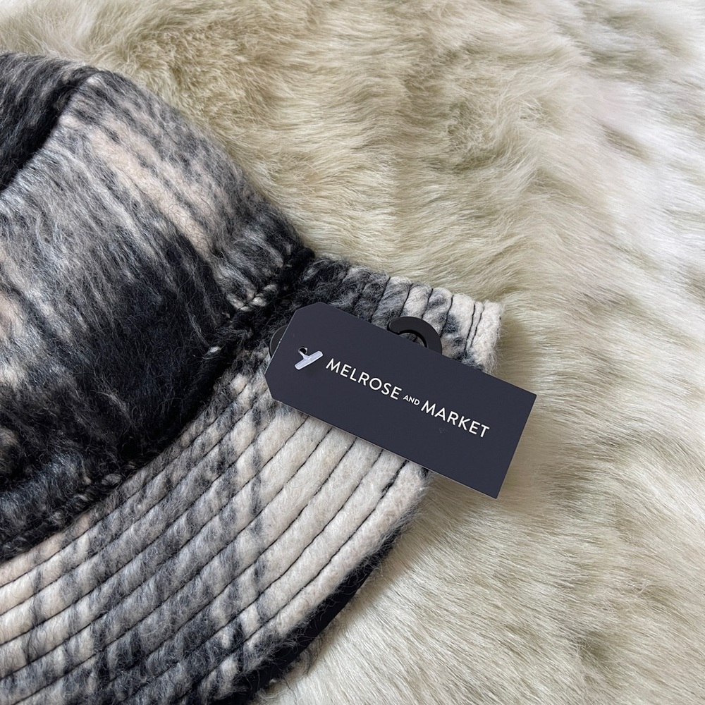 Melrose Market Plaid Eyelash Bucket Hat - Picture 4 of 6